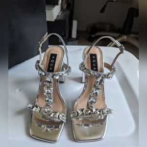 AQUA Tina silver Embellished block heel size 6.5 New .